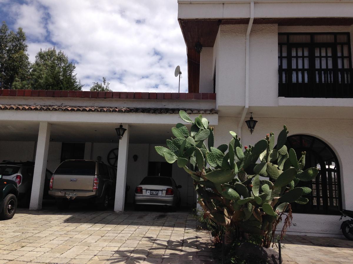 Mansion Samzara Hosteleria Sangolqui Exterior photo