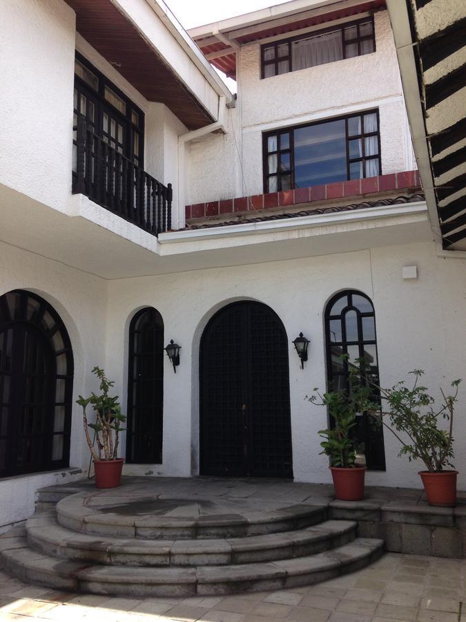 Mansion Samzara Hosteleria Sangolqui Exterior photo